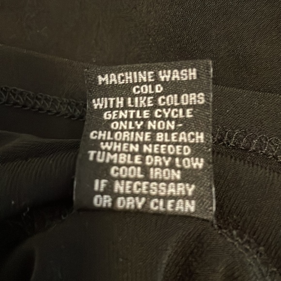 Premise Studio small black shirt keyhole neck 95% polyester 5% spandex - Picture 6 of 7